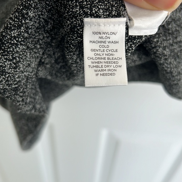 Loft size medium tank top. Black and white speckled - Picture 4 of 4